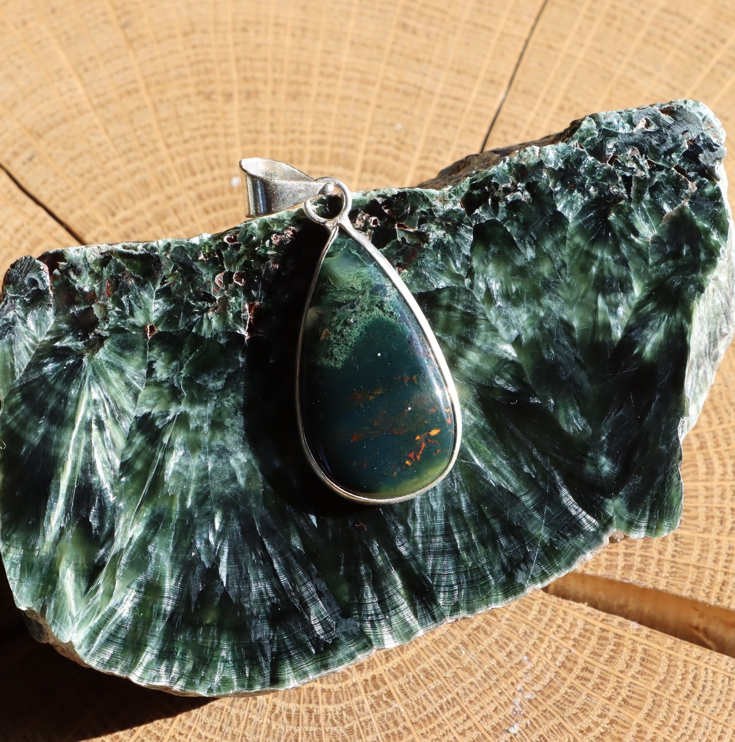 Přívěšek heliotrop - Supreme Panthers