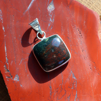 Přívěšek heliotrop - Supreme Panthers