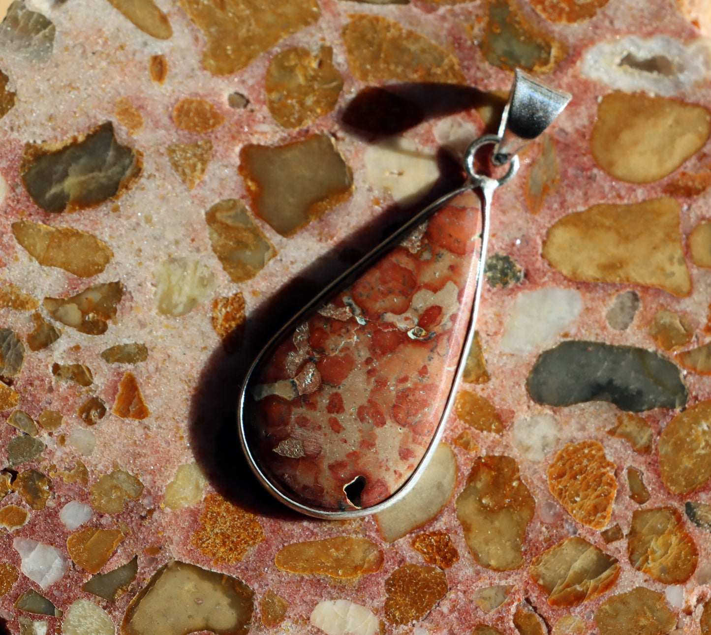 Přívěšek jaspis Asteroid - Supreme Panthers