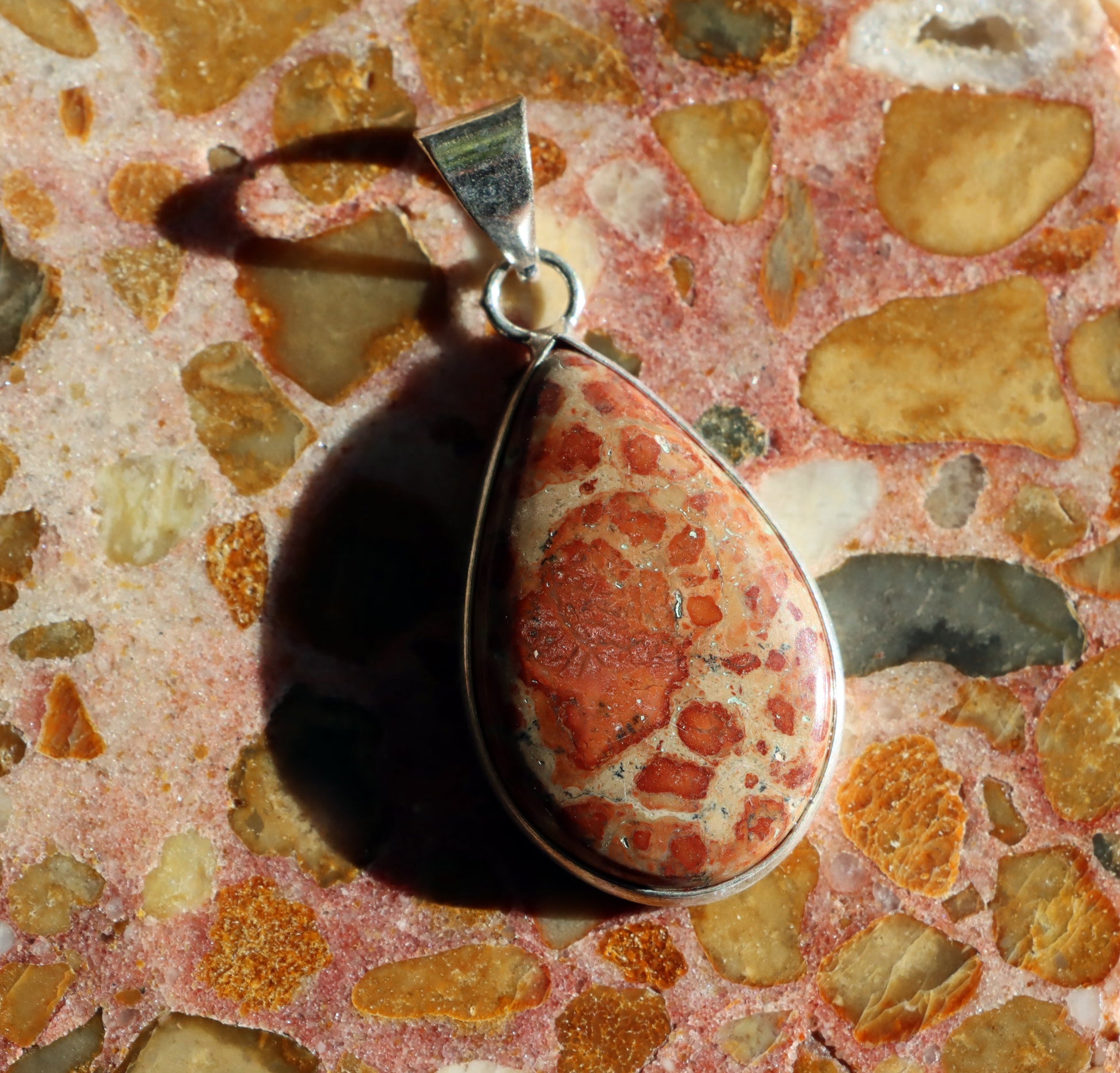 Přívěšek jaspis Asteroid - Supreme Panthers