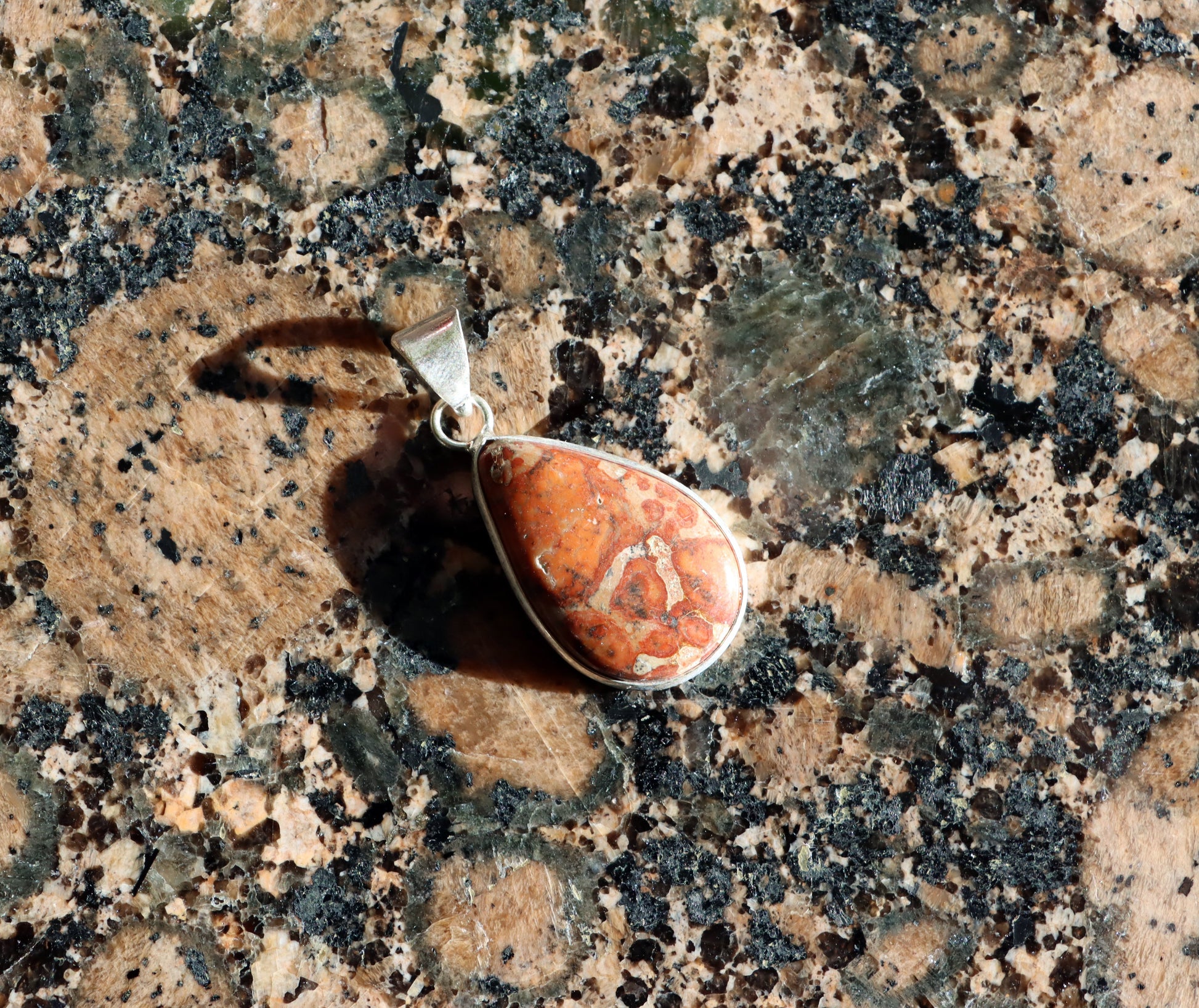 Přívěšek jaspis Asteroid - Supreme Panthers