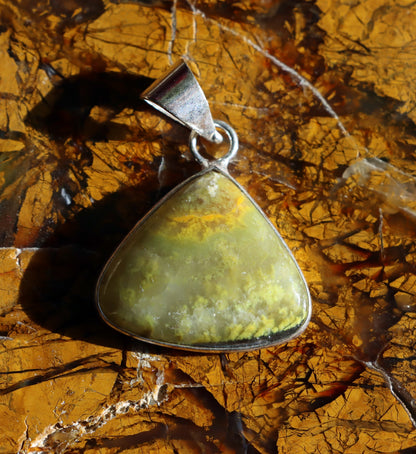 Přívěšek jaspis Bumble Bee - Supreme Panthers