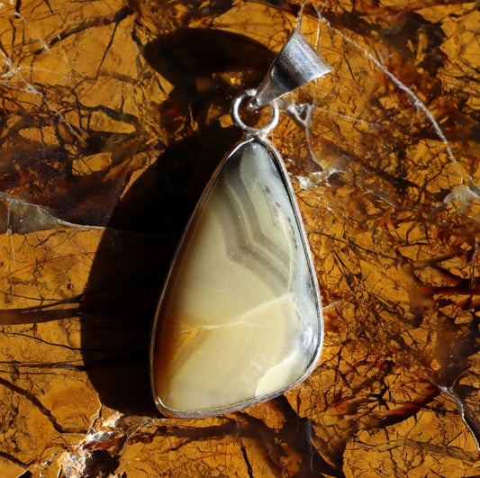 Přívěšek jaspis Bumble Bee - Supreme Panthers