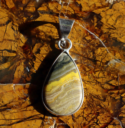 Přívěšek jaspis Bumble Bee - Supreme Panthers