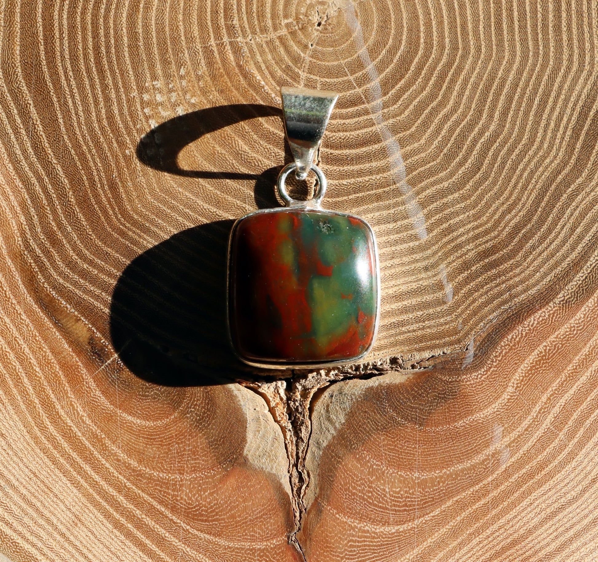 Přívěšek jaspis duhový - Supreme Panthers