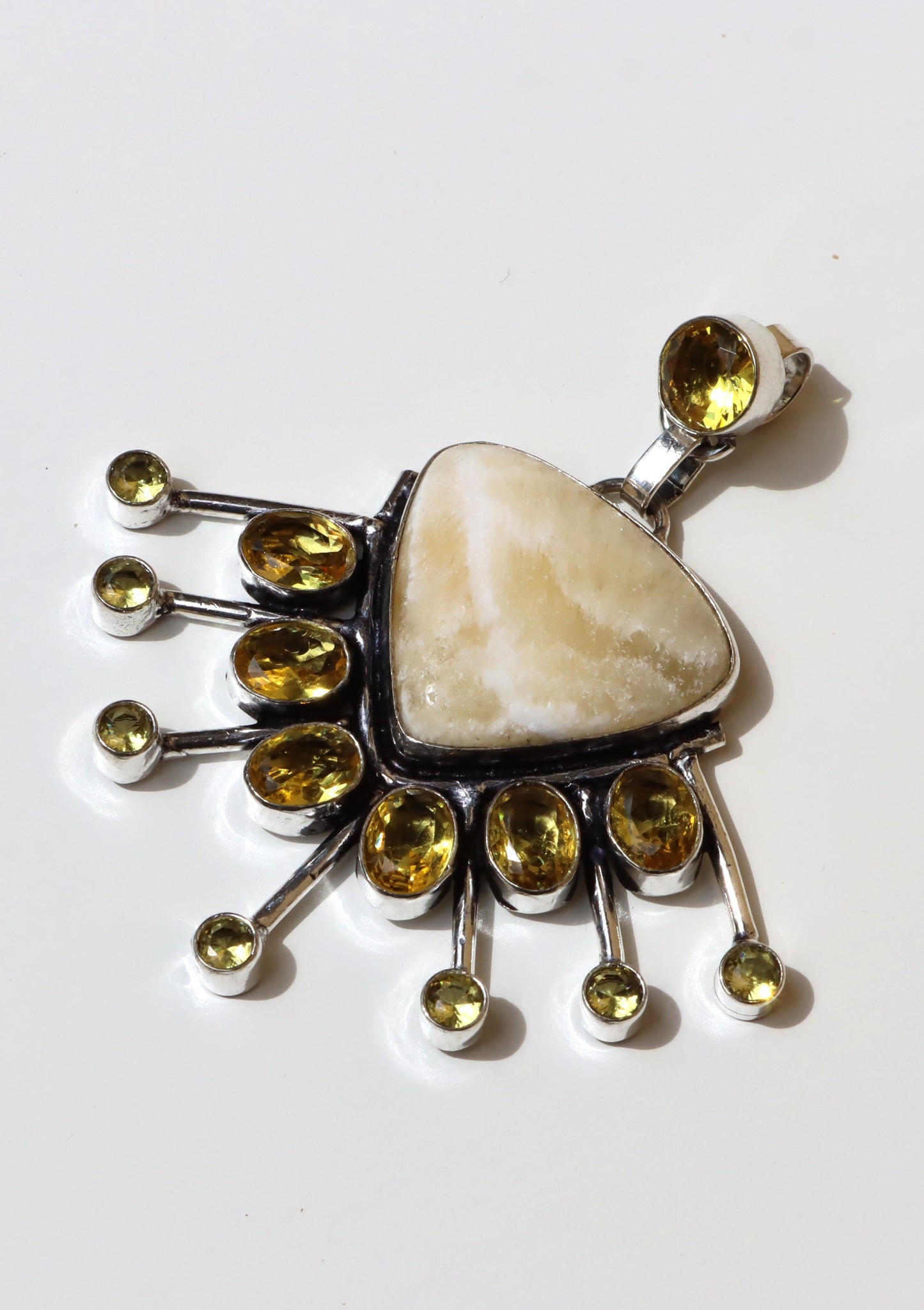 Přívěšek "Kalcit – Sluneční paprsky" - Supreme Panthers