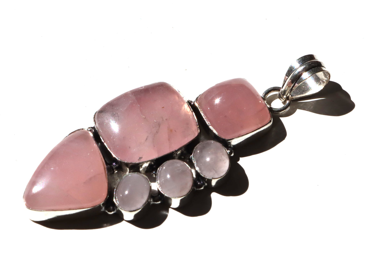 Přívěsek „Kameny srdce – růženín“ - Supreme Panthers