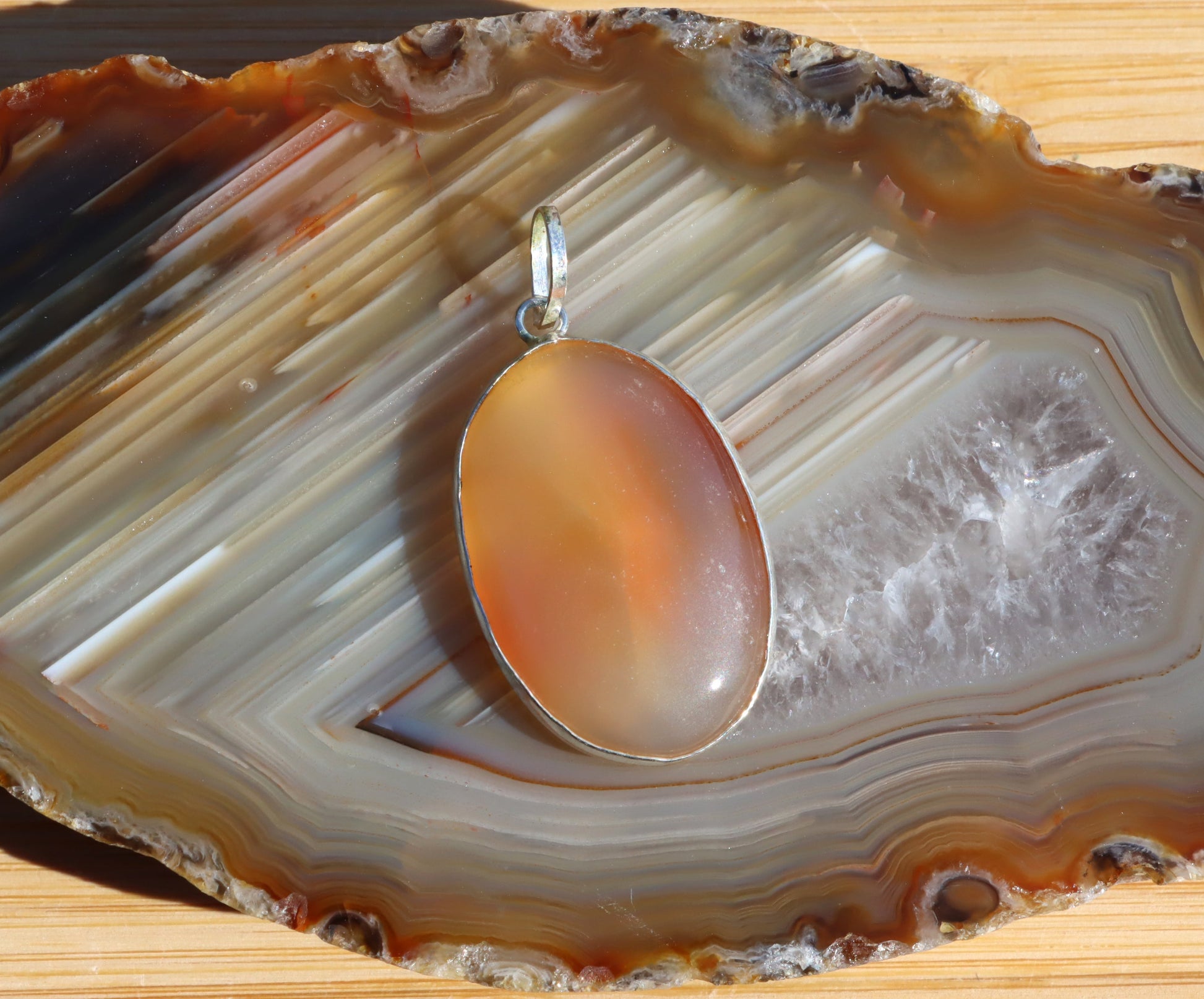 Přívěšek karneol - Supreme Panthers