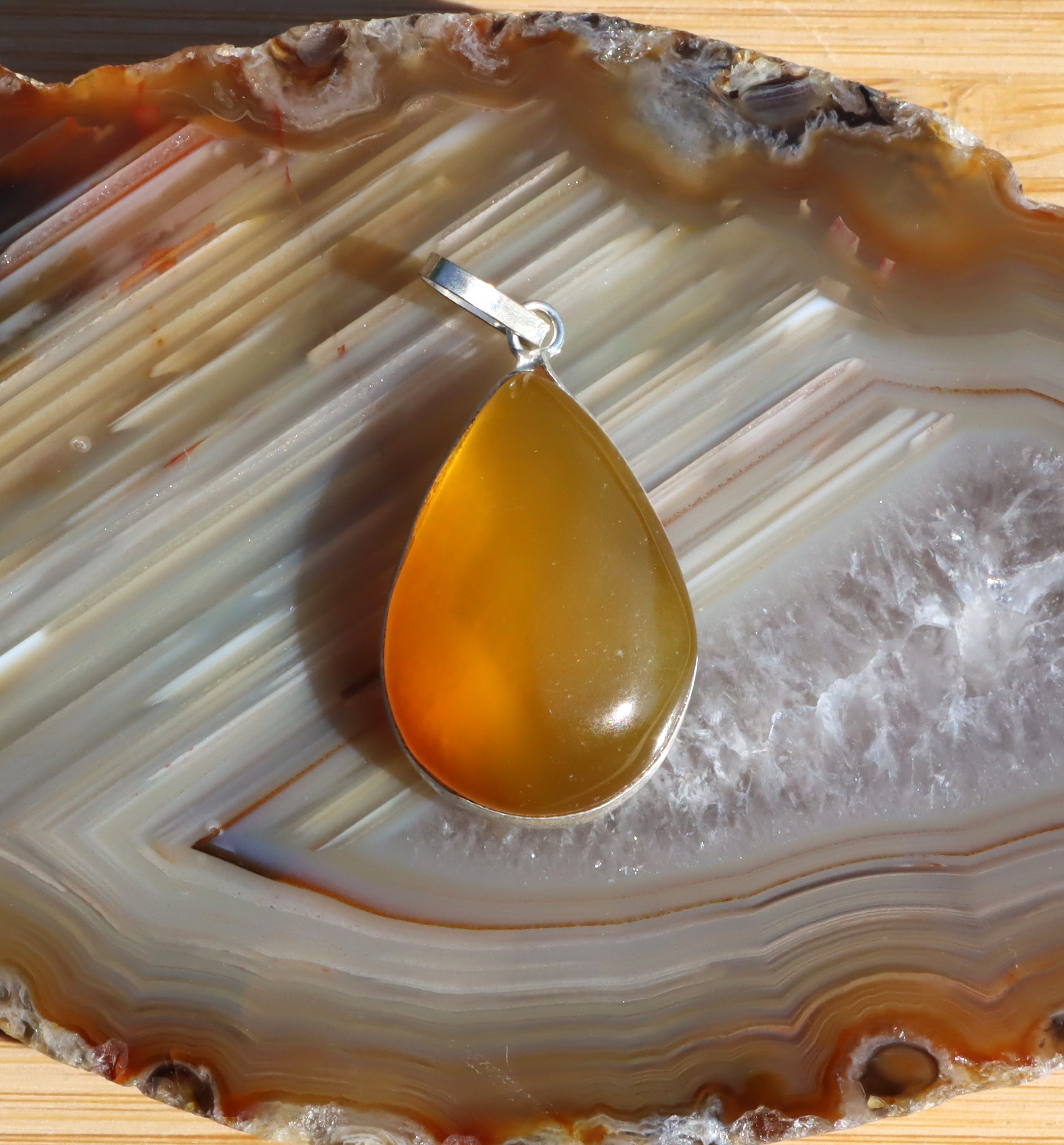 Přívěšek karneol - Supreme Panthers