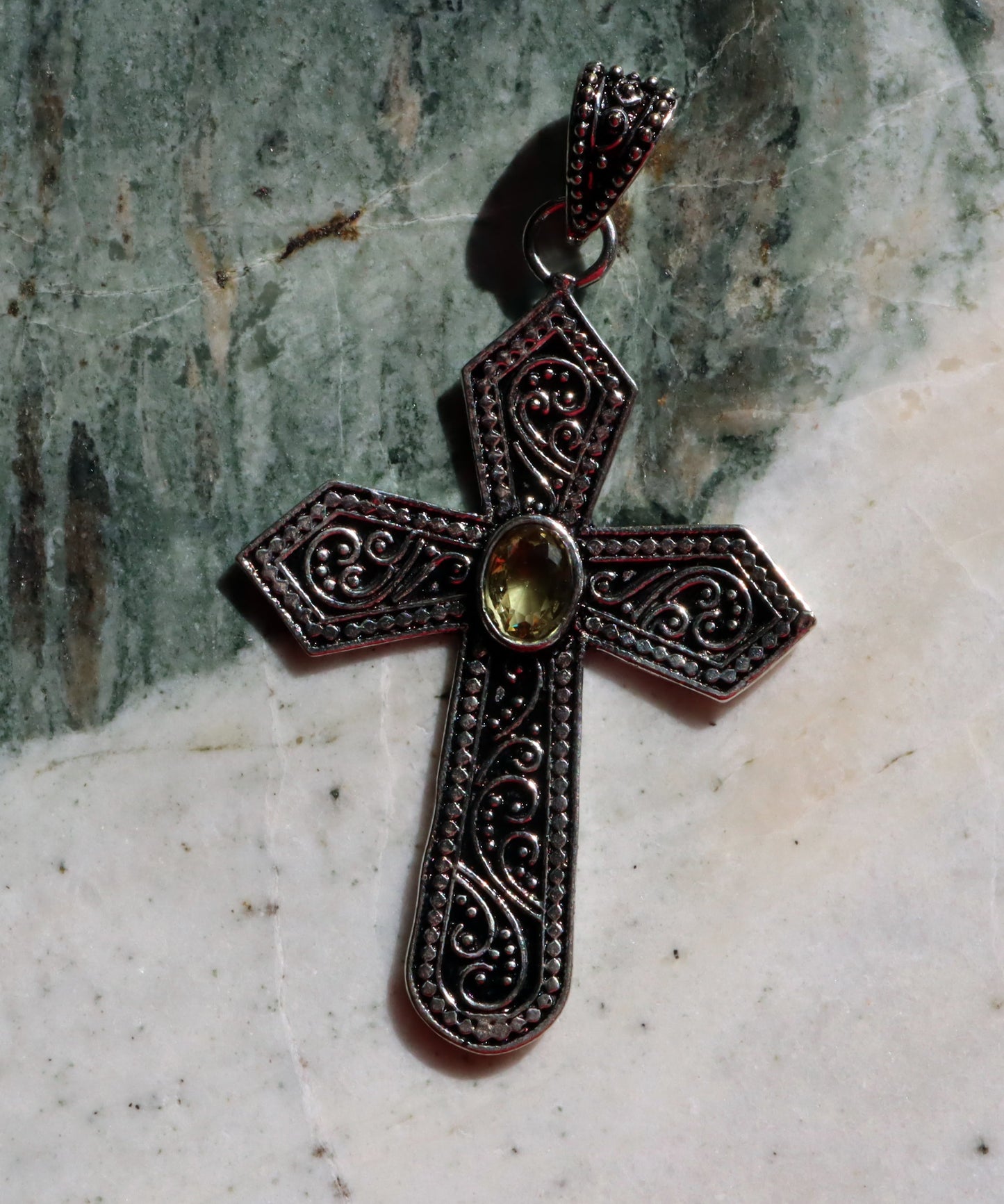 Přívěšek kříž citrín - Supreme Panthers