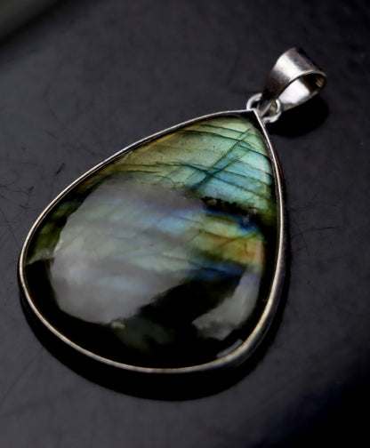 Přívěšek labradorit - Supreme Panthers