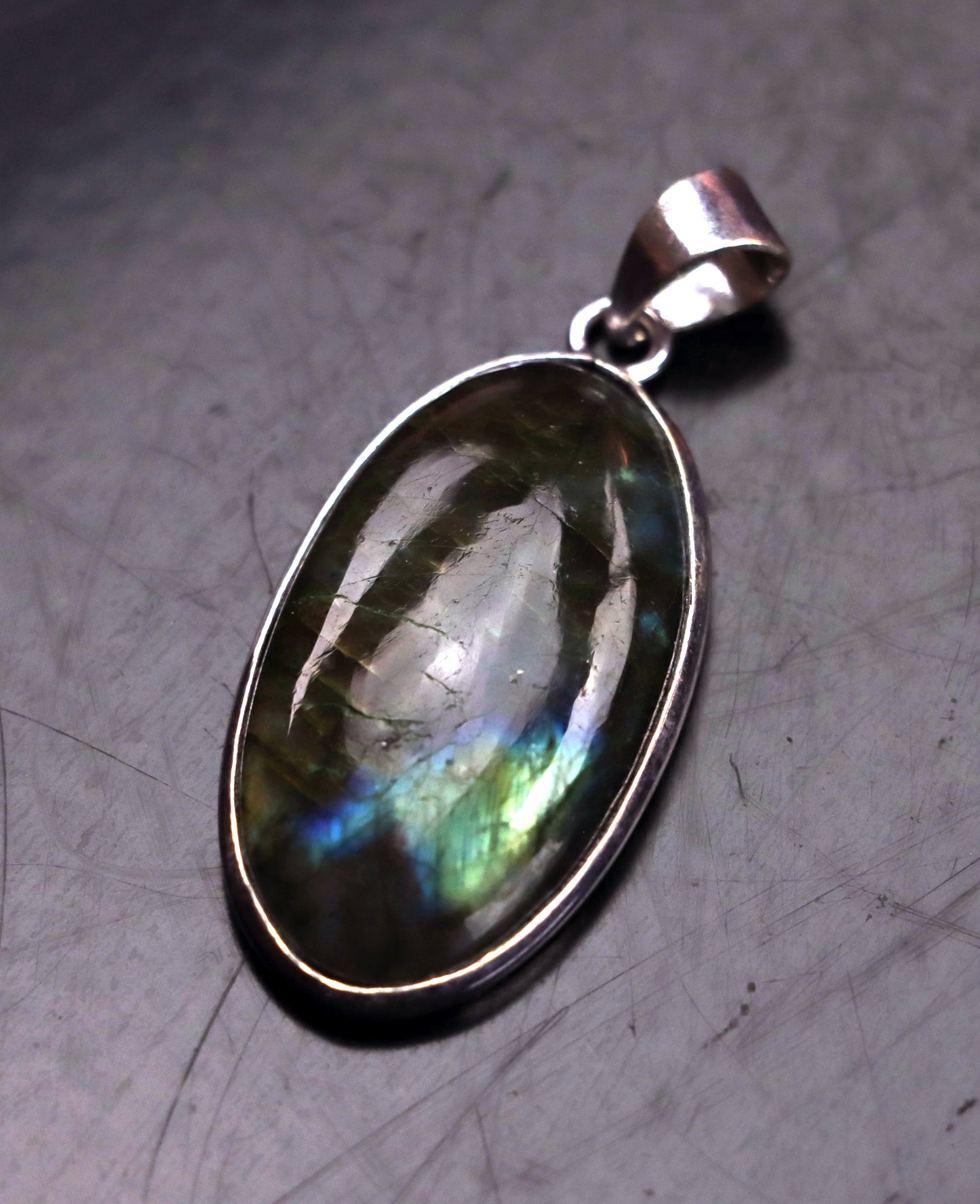 Přívěšek labradorit - Supreme Panthers