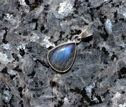 Přívěšek labradorit - Supreme Panthers