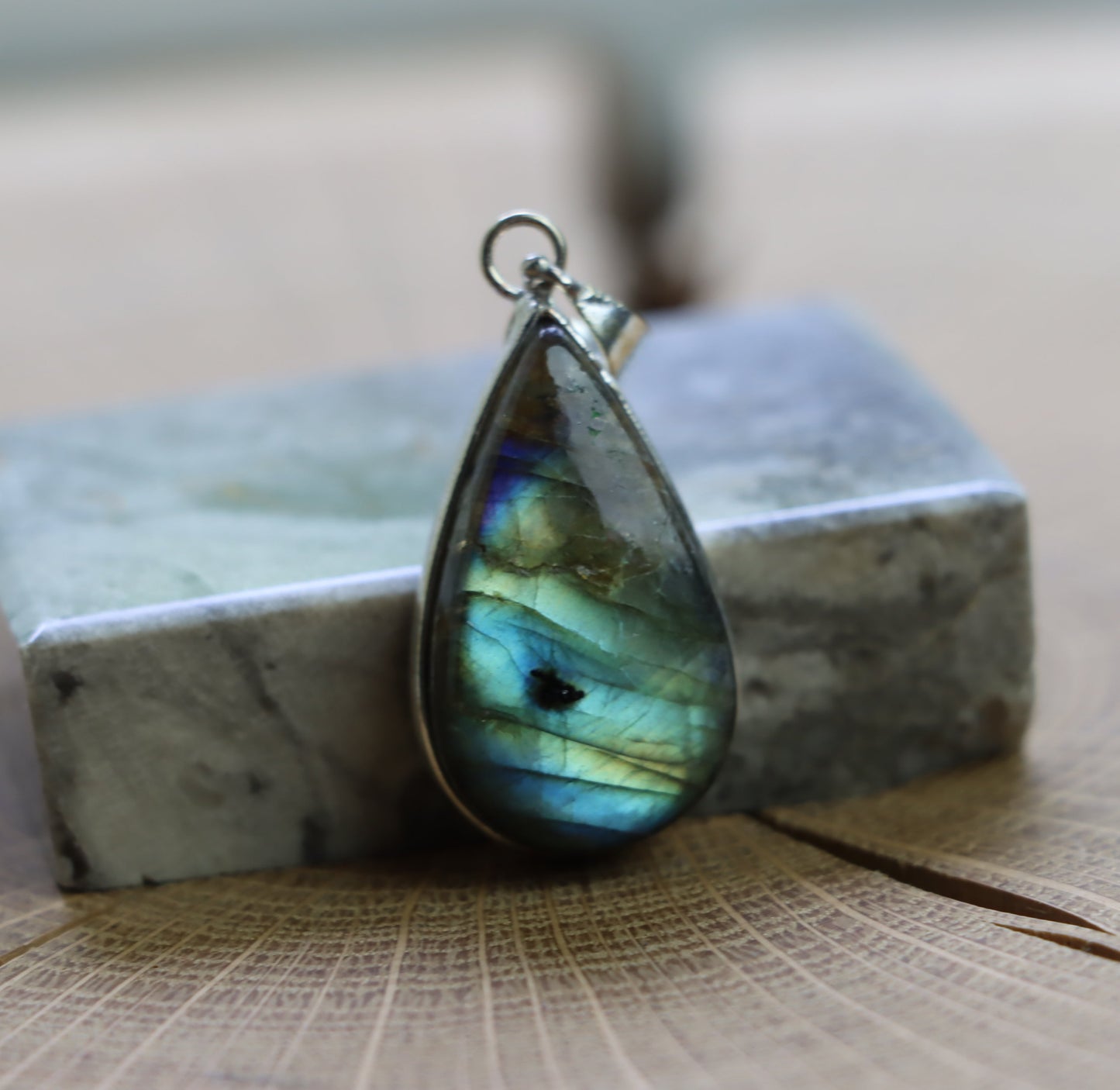 Přívěšek labradorit - Supreme Panthers