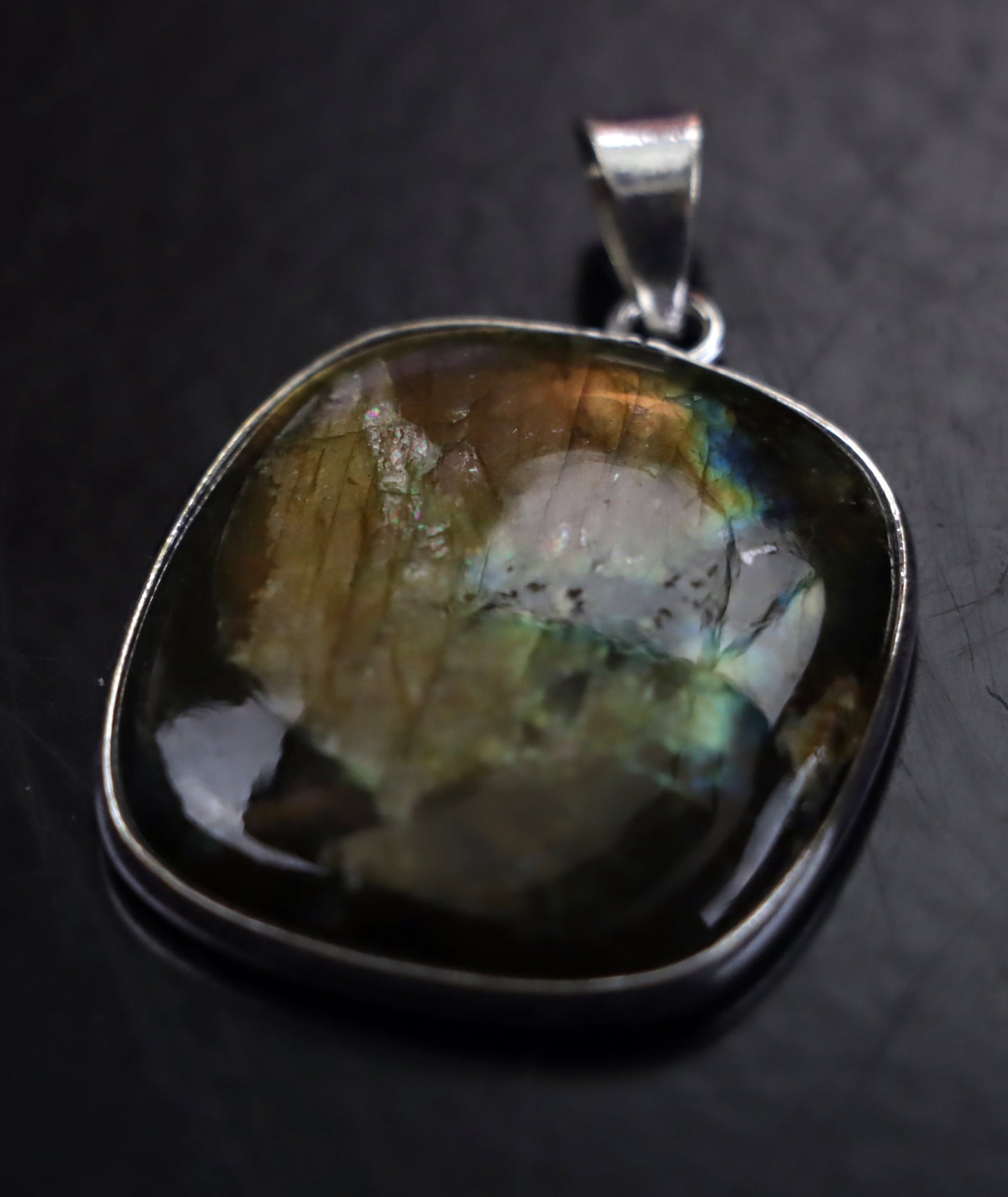 Přívěšek labradorit - Supreme Panthers