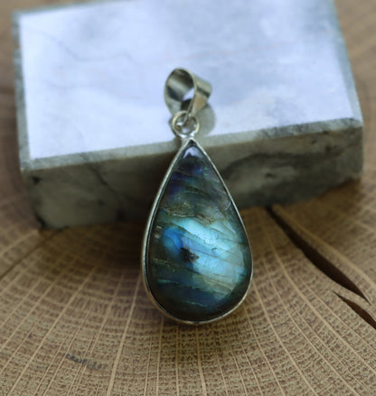 Přívěšek labradorit - Supreme Panthers