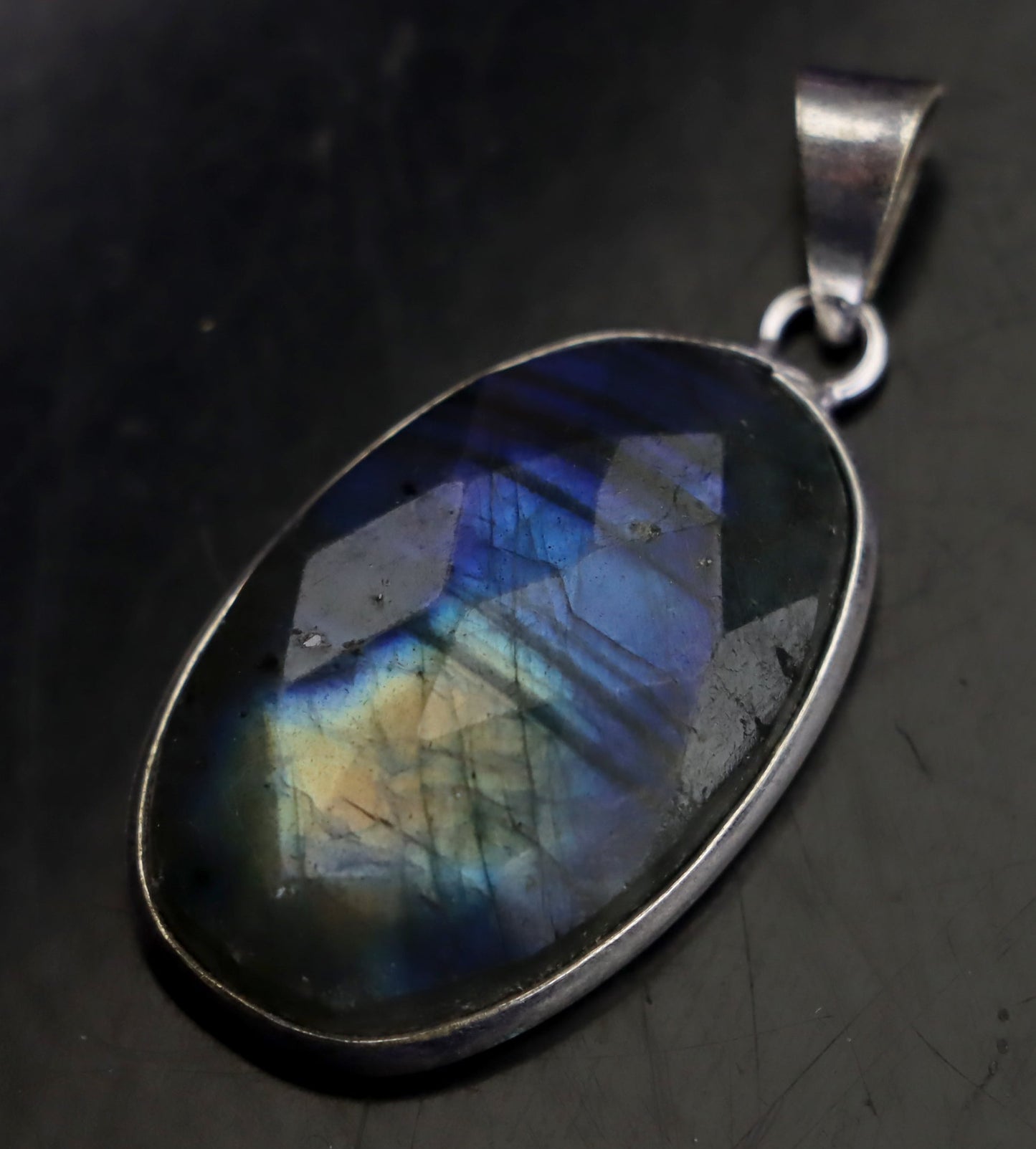 Přívěšek labradorit fazetovaný - Supreme Panthers