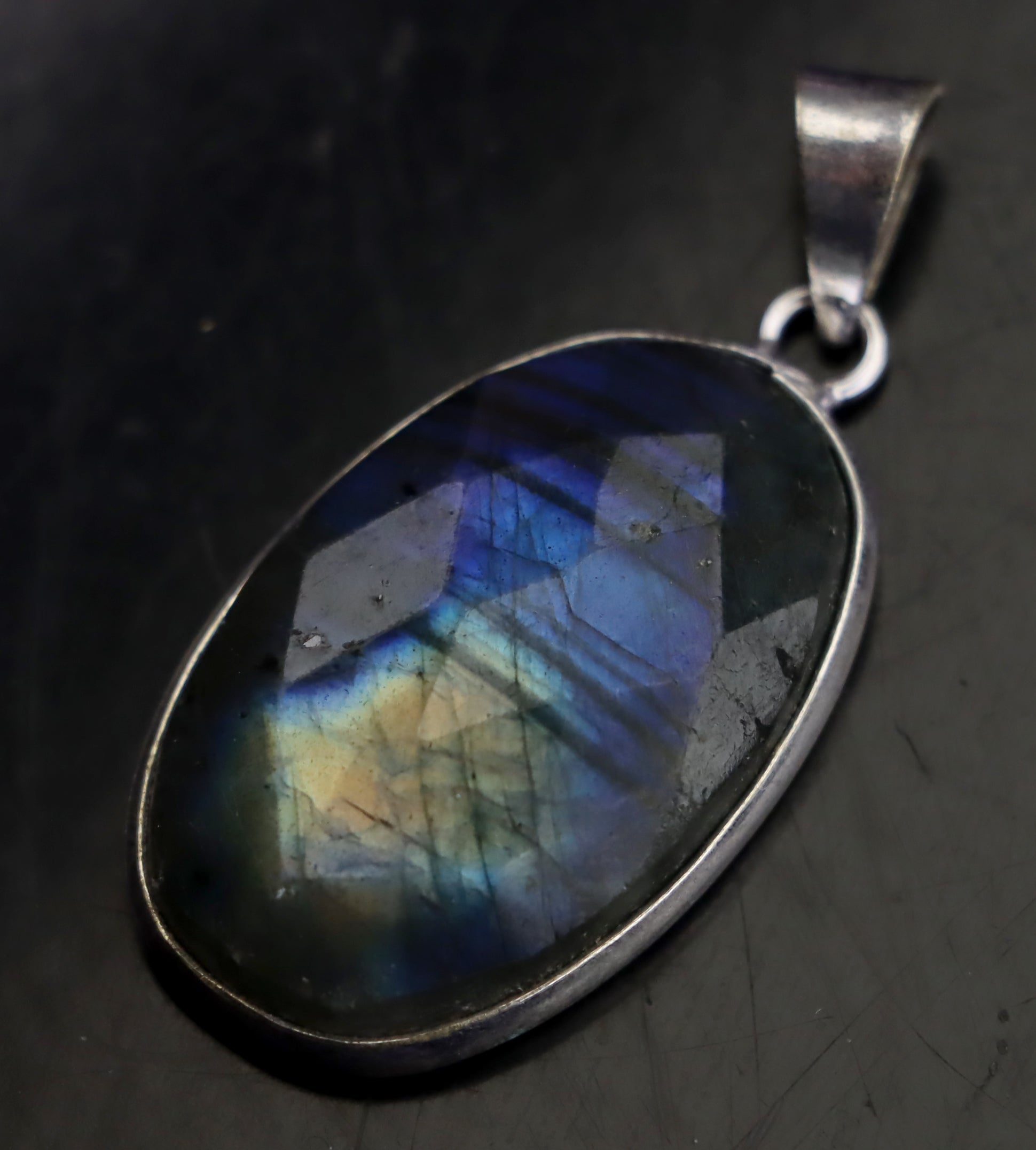 Přívěšek labradorit fazetovaný - Supreme Panthers