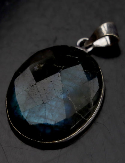 Přívěšek labradorit fazetovaný - Supreme Panthers