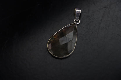 Přívěšek labradorit fazetovaný - Supreme Panthers