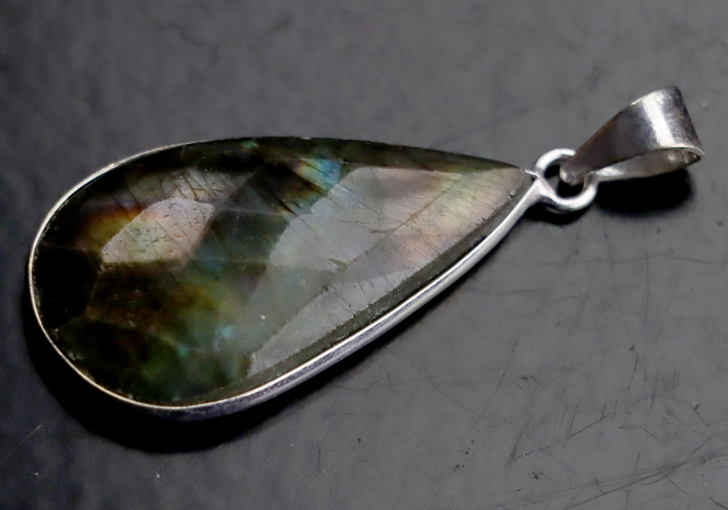 Přívěšek labradorit fazetovaný - Supreme Panthers