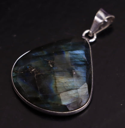 Přívěšek labradorit fazetovaný - Supreme Panthers