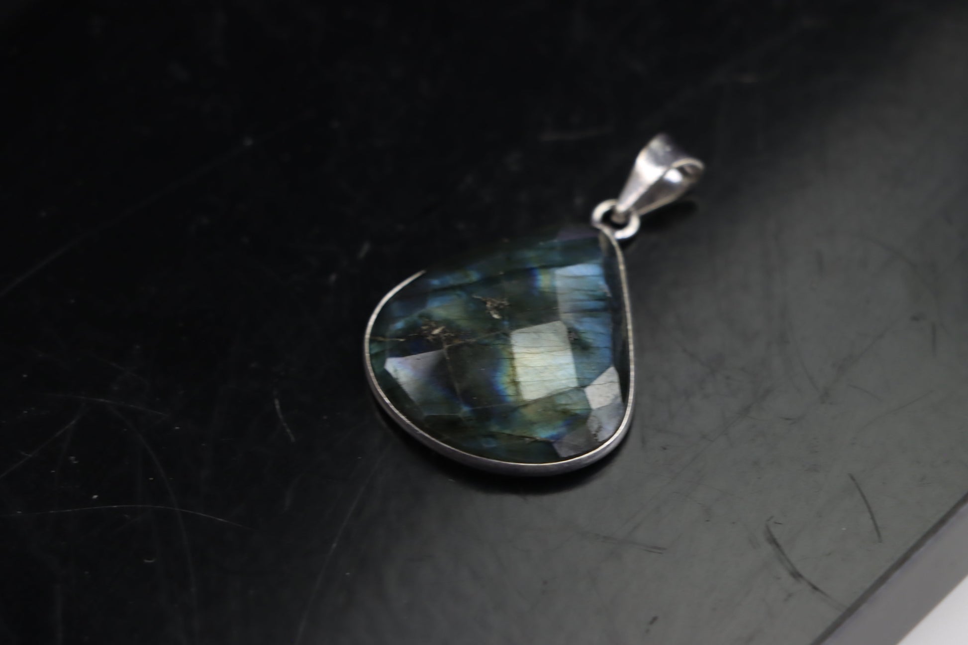 Přívěšek labradorit fazetovaný - Supreme Panthers