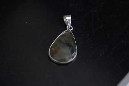 Přívěšek labradorit fazetovaný - Supreme Panthers