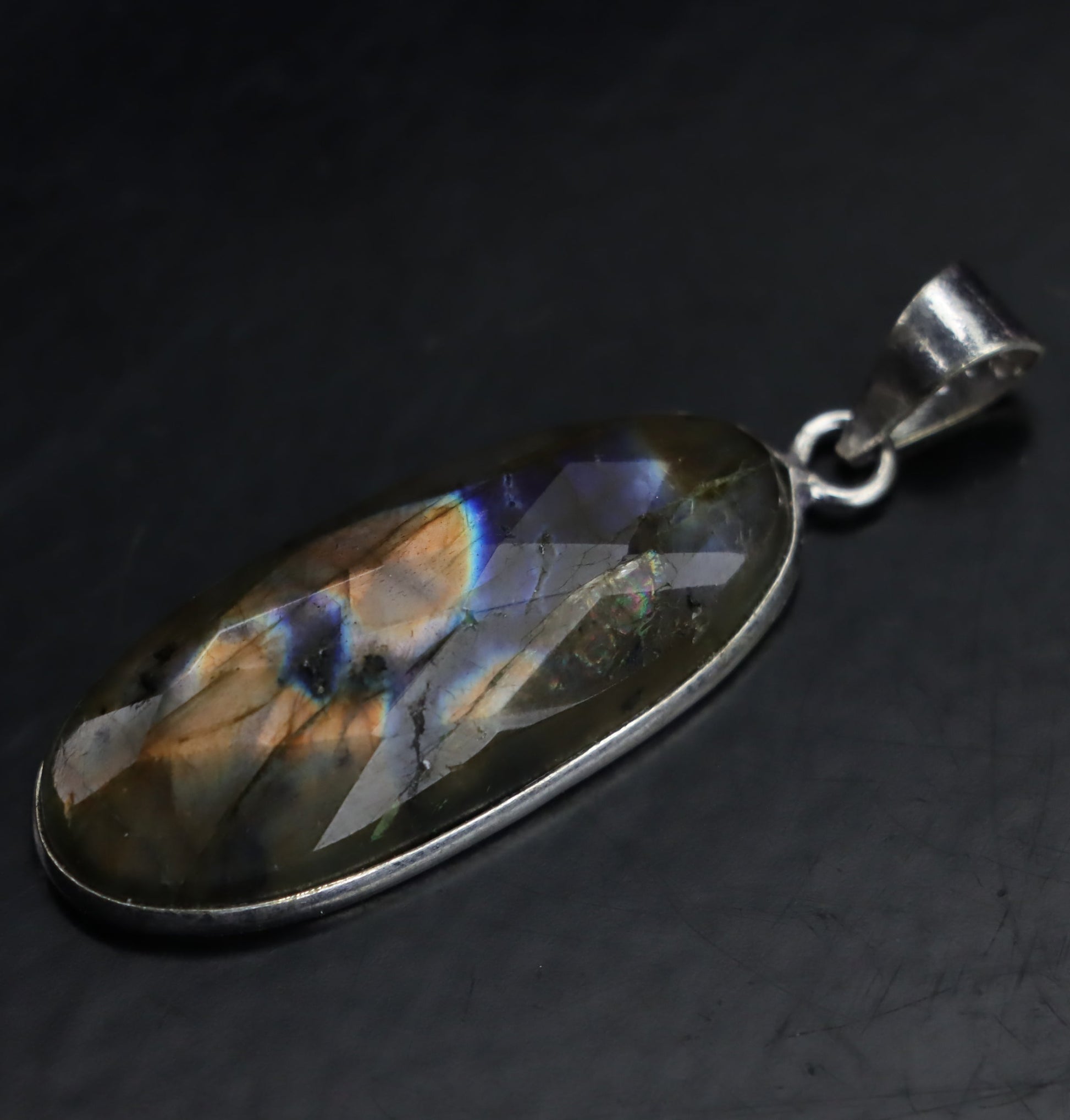 Přívěšek labradorit fazetovaný - Supreme Panthers