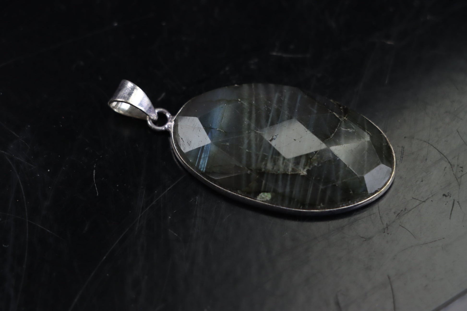 Přívěšek labradorit fazetovaný - Supreme Panthers