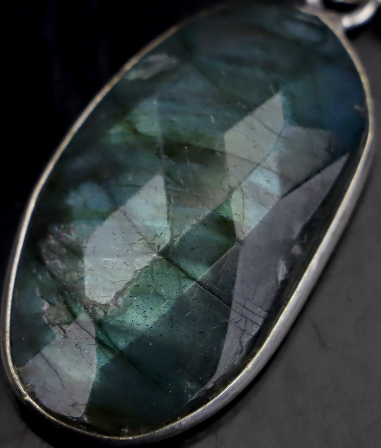 Přívěšek labradorit fazetovaný - Supreme Panthers