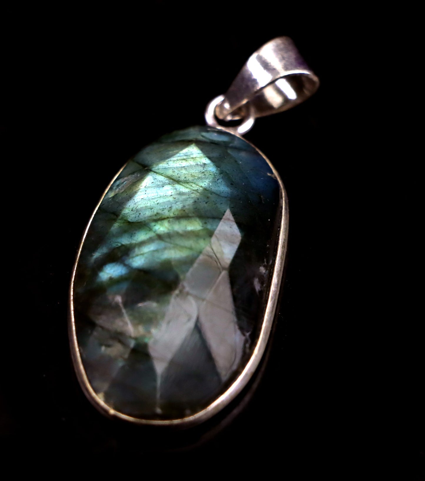 Přívěšek labradorit fazetovaný - Supreme Panthers