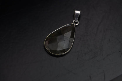 Přívěšek labradorit fazetovaný - Supreme Panthers