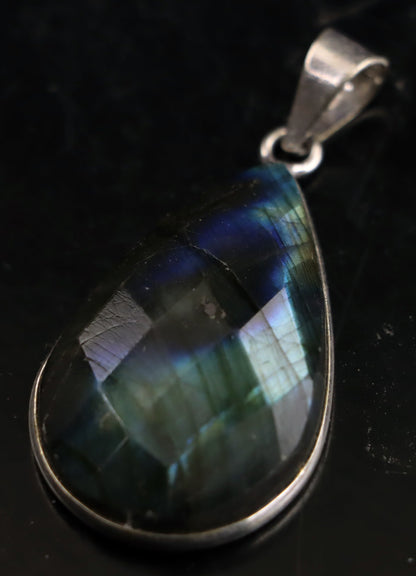 Přívěšek labradorit fazetovaný - Supreme Panthers