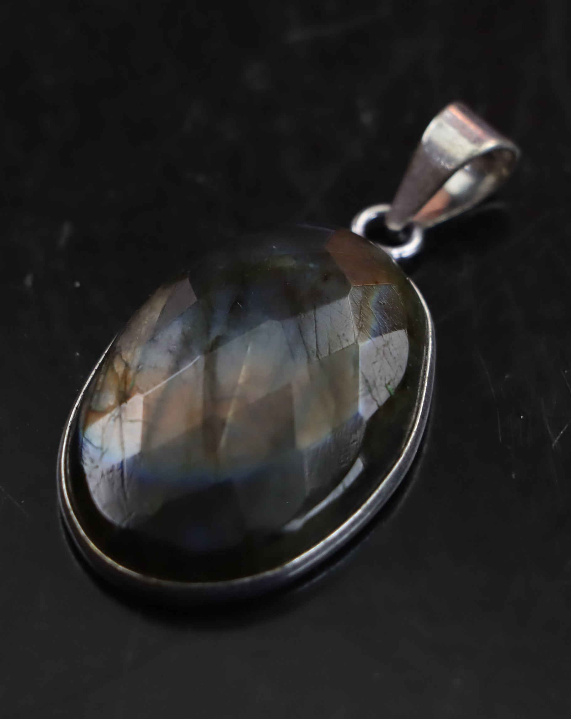 Přívěšek labradorit fazetovaný - Supreme Panthers