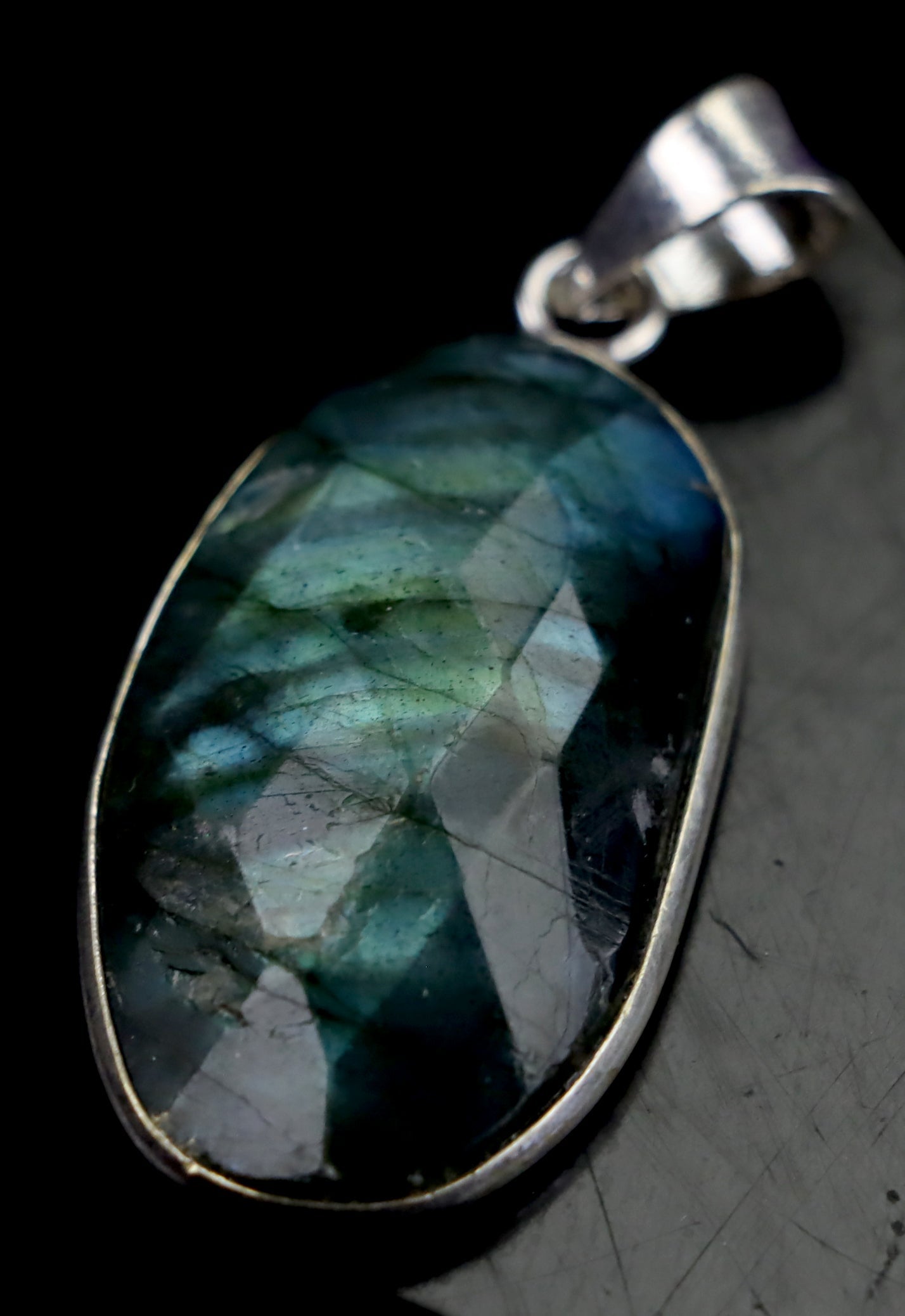 Přívěšek labradorit fazetovaný - Supreme Panthers