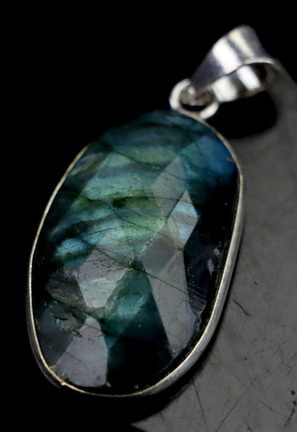 Přívěšek labradorit fazetovaný - Supreme Panthers