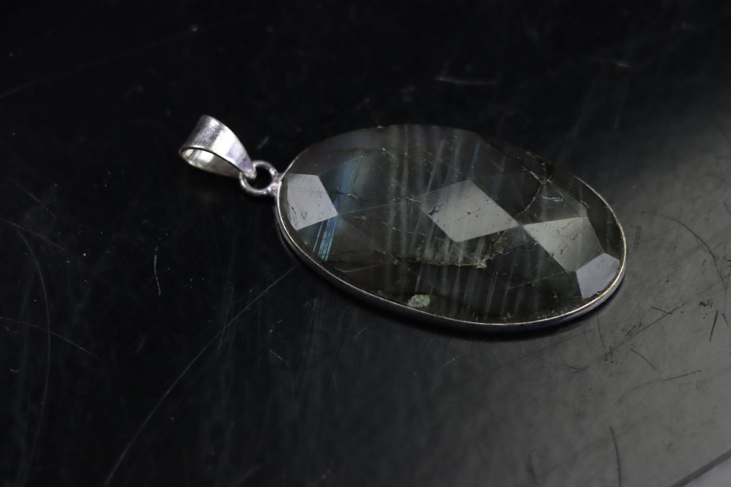 Přívěšek labradorit fazetovaný - Supreme Panthers