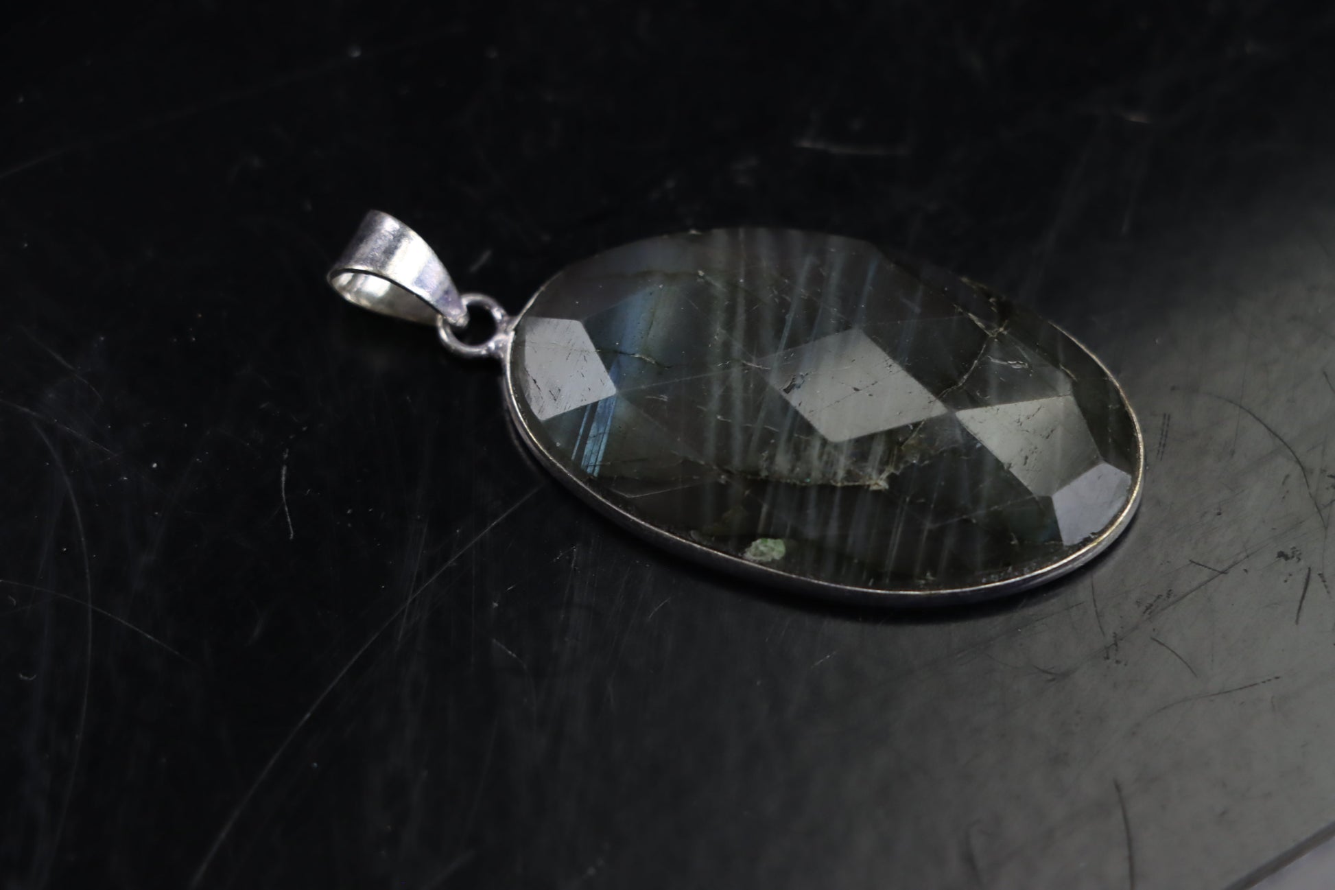 Přívěšek labradorit fazetovaný - Supreme Panthers