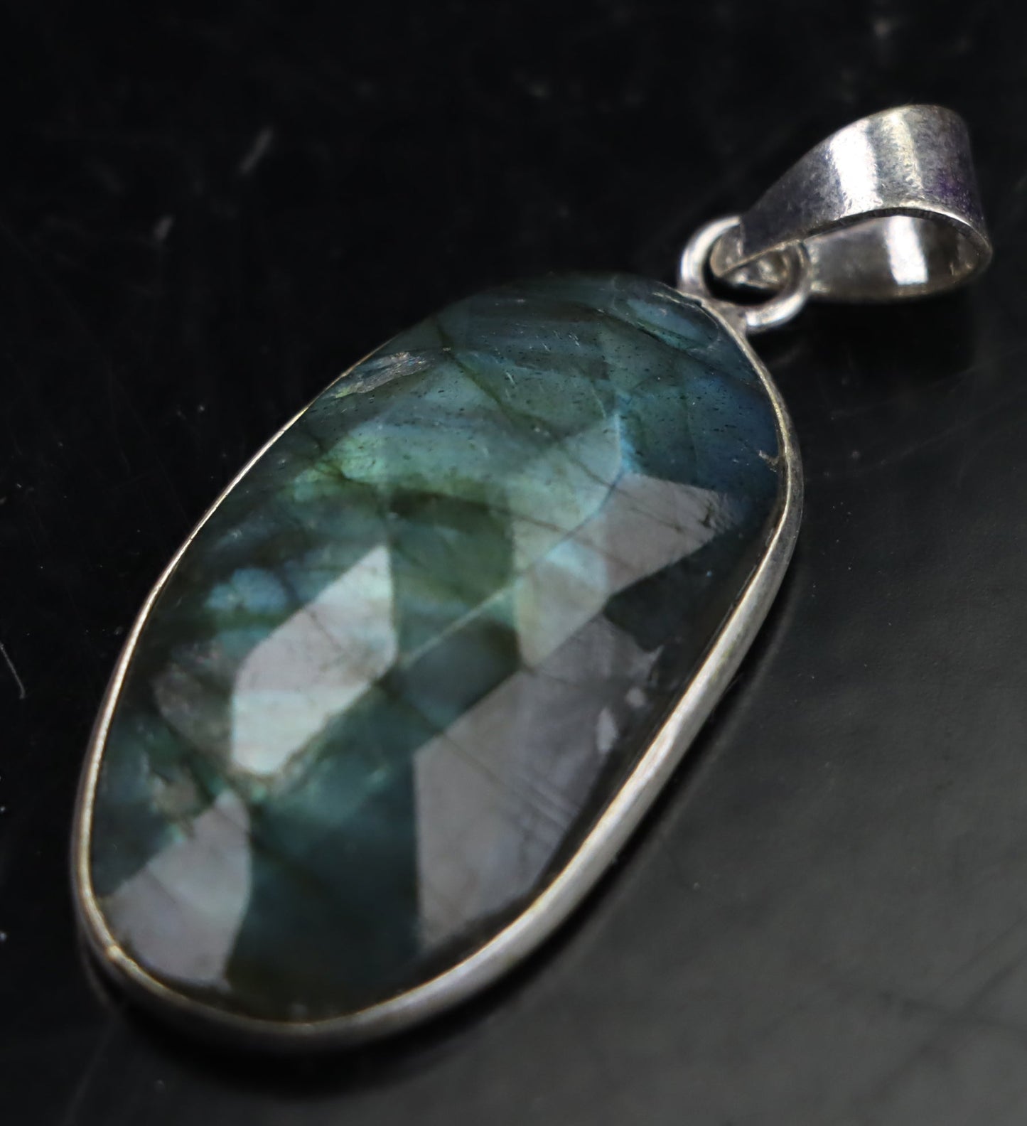 Přívěšek labradorit fazetovaný - Supreme Panthers