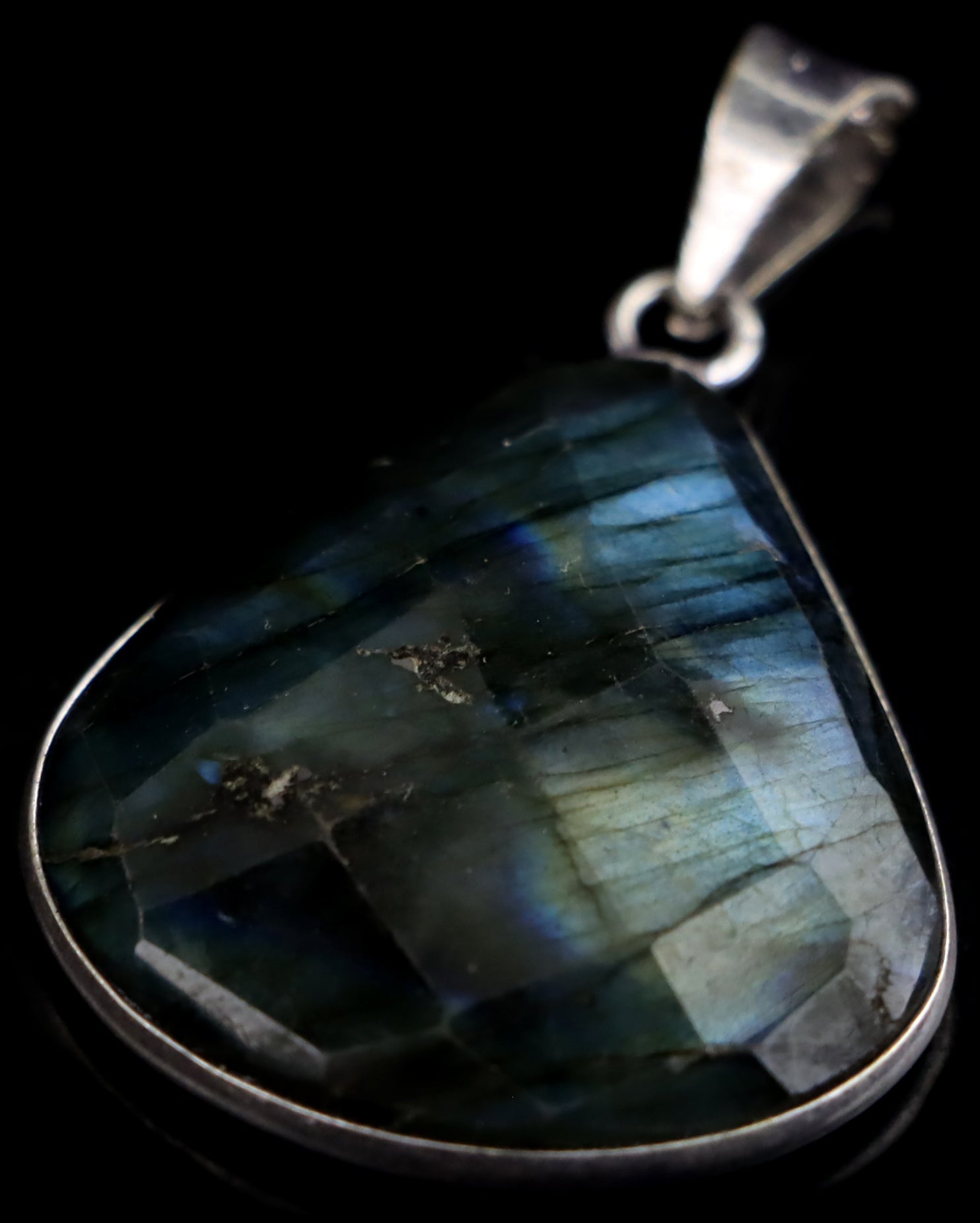 Přívěšek labradorit fazetovaný - Supreme Panthers