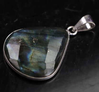 Přívěšek labradorit fazetovaný - Supreme Panthers