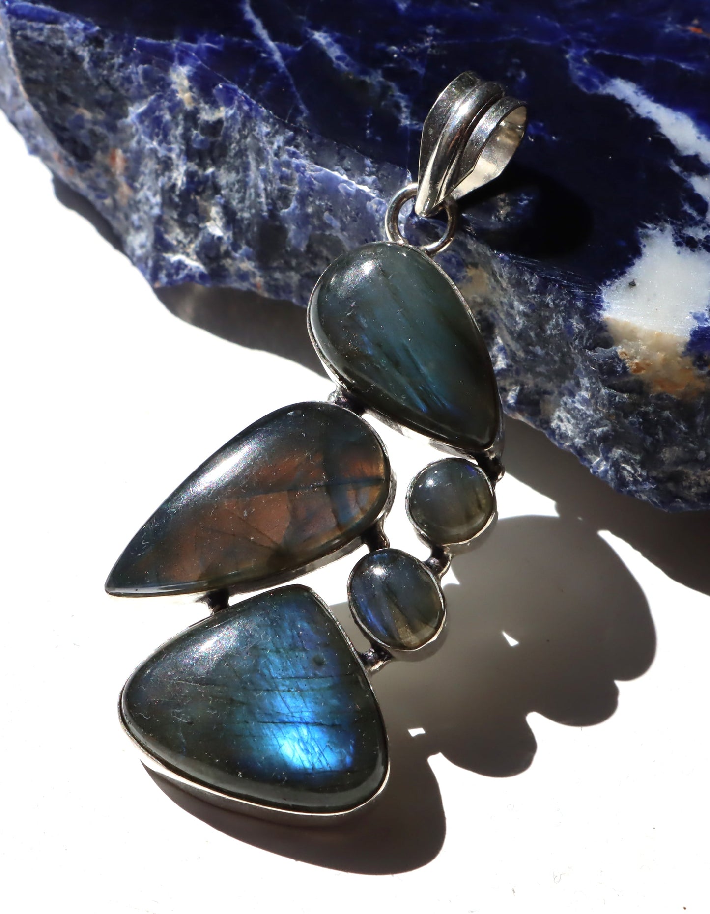 Přívěsek „Labradoritová záře“ - Supreme Panthers