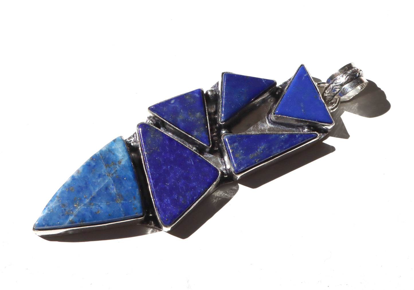 Přívěsek „Lapisová geometrie“ - Supreme Panthers