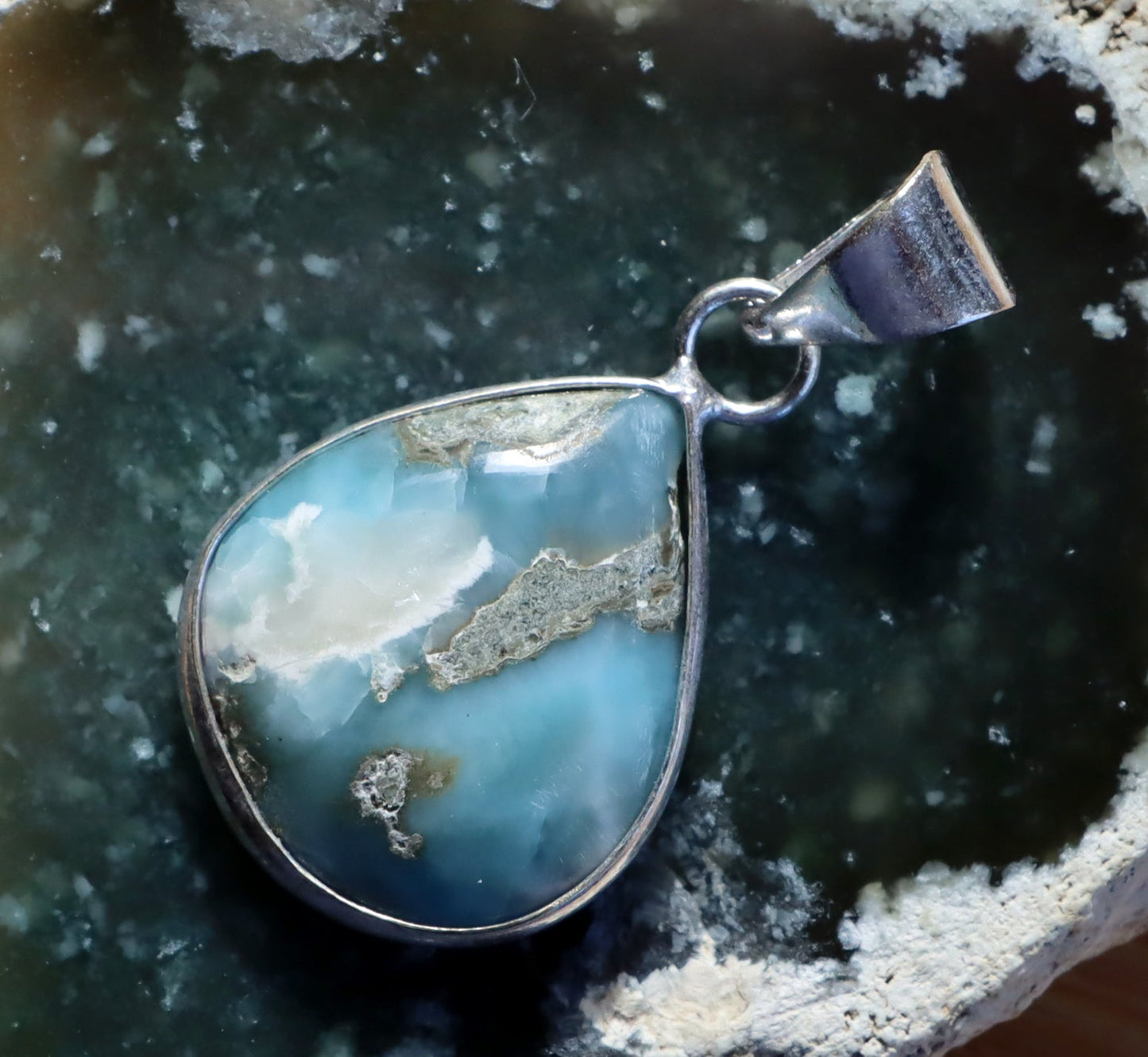 Přívěšek larimar - Supreme Panthers