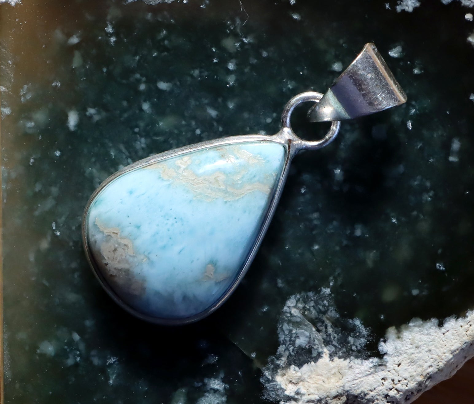 Přívěšek larimar - Supreme Panthers