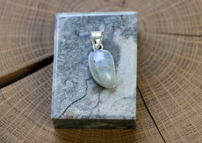 Přívěšek měsíční kámen - Supreme Panthers