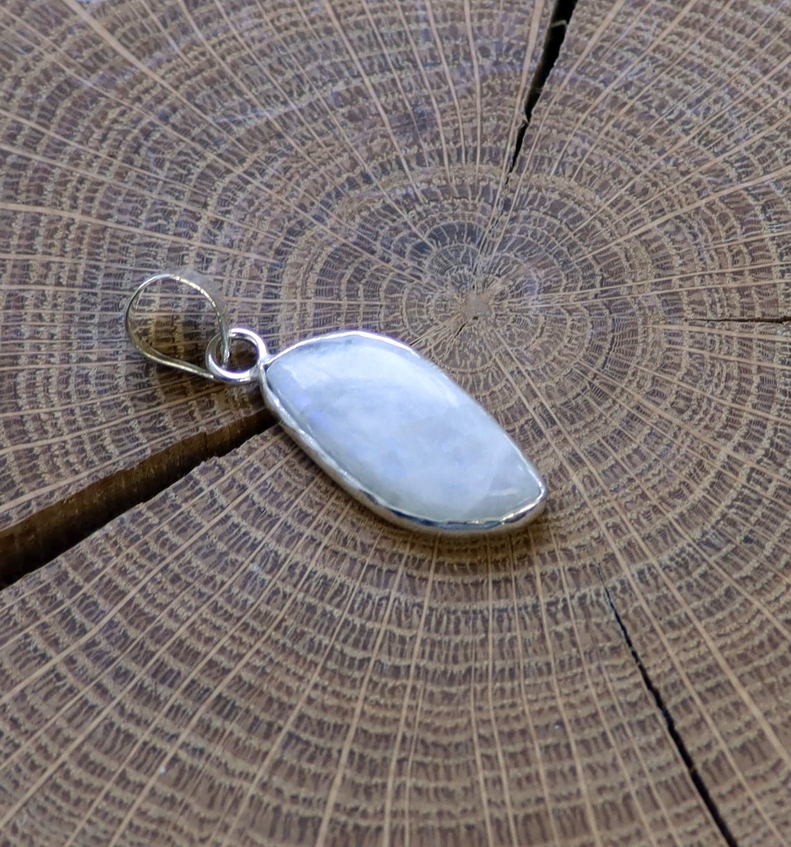 Přívěšek měsíční kámen - Supreme Panthers