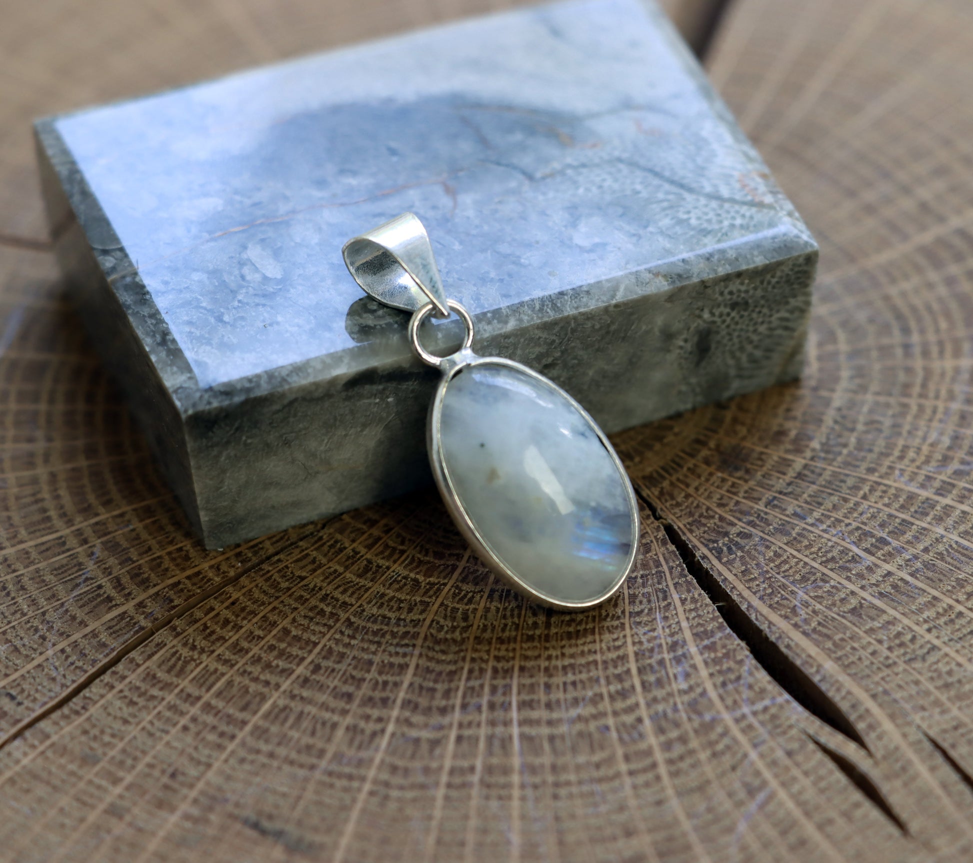 Přívěšek měsíční kámen - Supreme Panthers