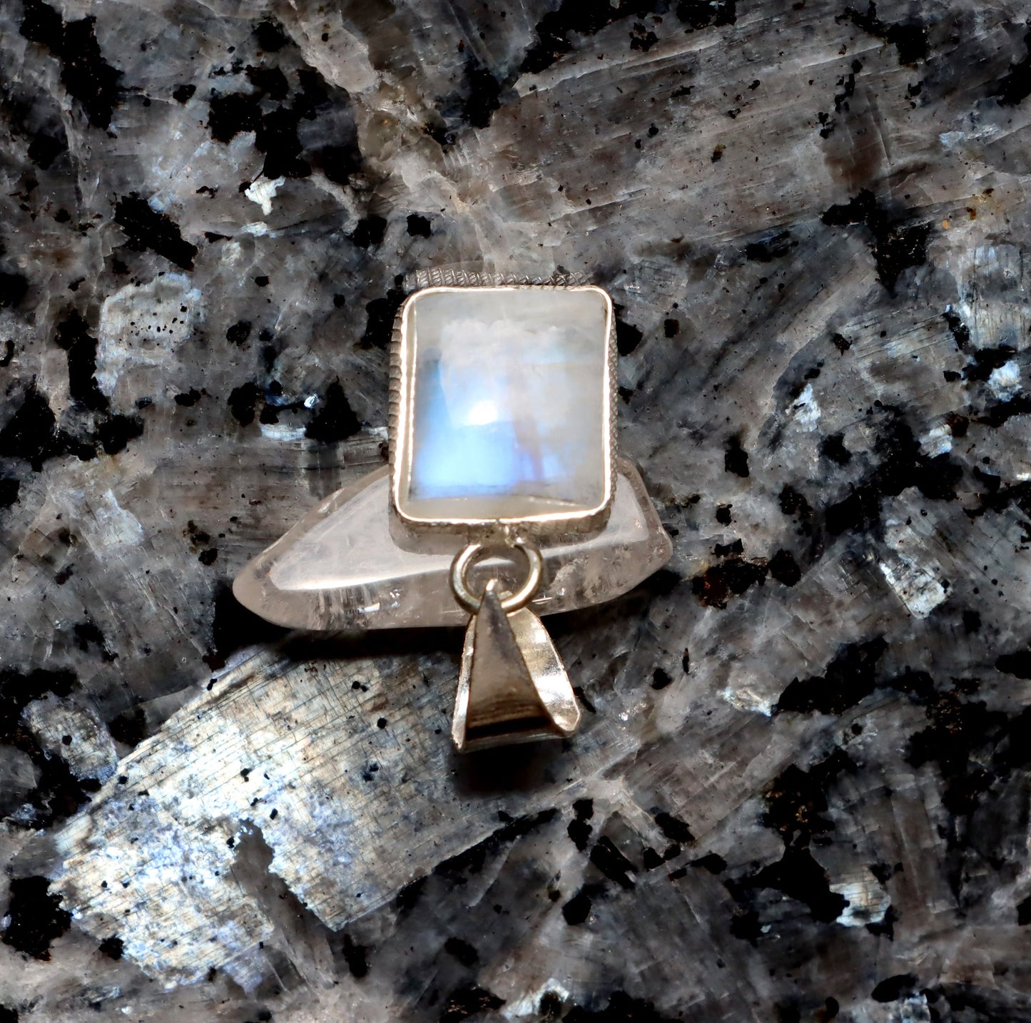 Přívěšek měsíční kámen - Supreme Panthers